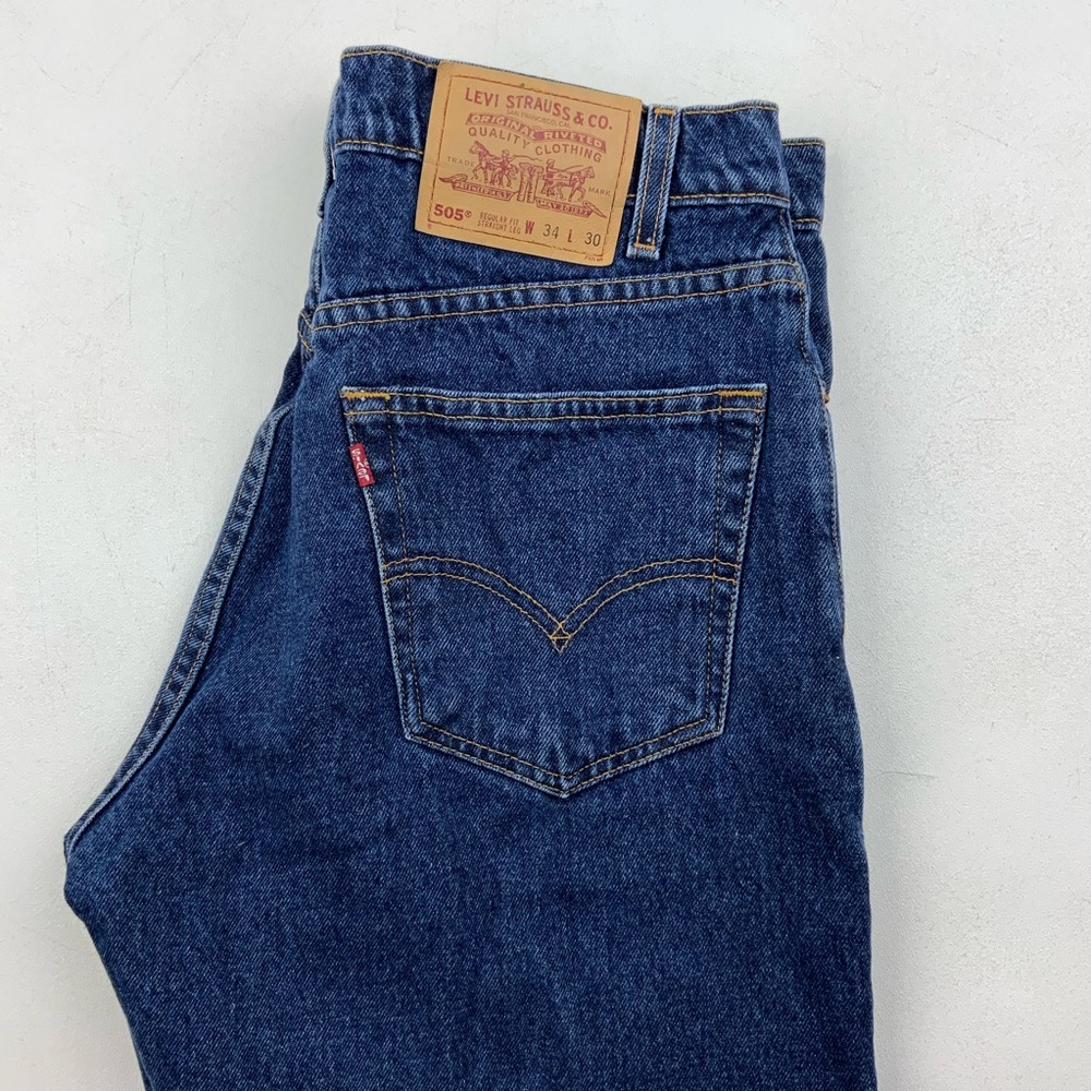 Vintage Levi’s 505 High Waist wedgie fit Jeans - Picture 6 of 8